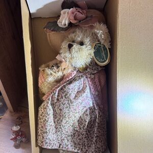 LIMITED COLLECTIBLE  SERIES Daisy And Belle Charming Teddy Bear